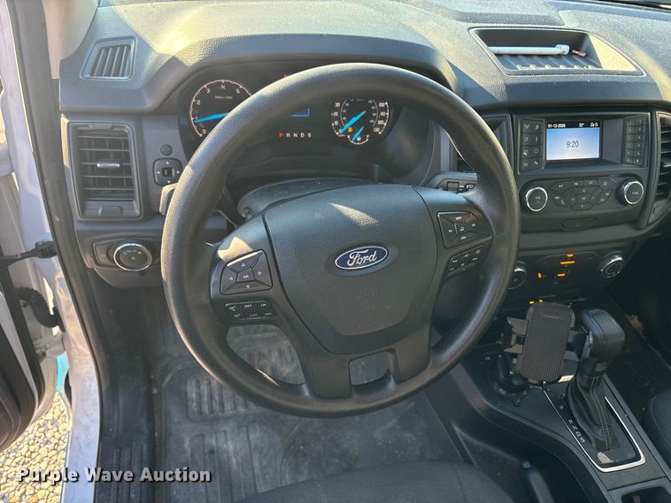 image for item ET8639 2022 Ford Ranger Ext. Cab pickup truck