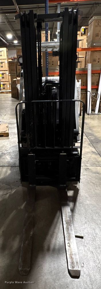 image for item ET8646 2016 UniCarriers CFS40 forklift