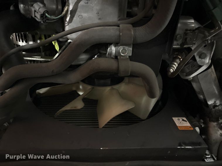 image for item ET8646 2016 UniCarriers CFS40 forklift