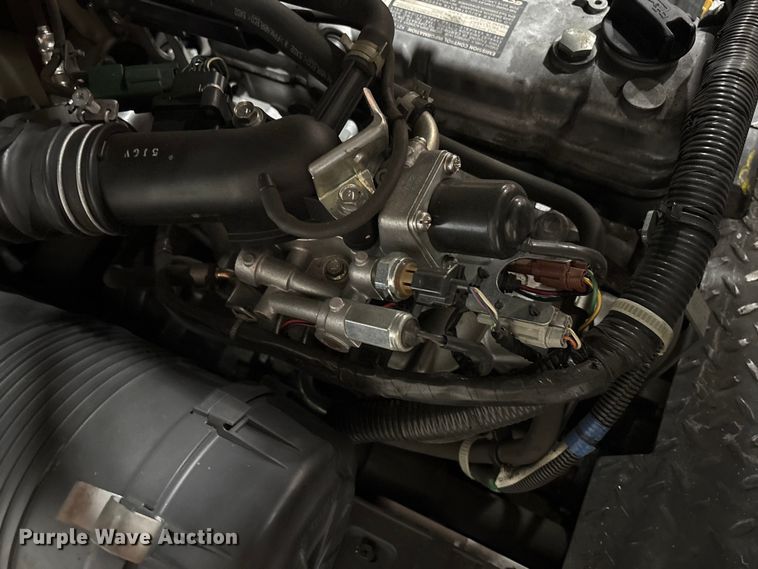 image for item ET8646 2016 UniCarriers CFS40 forklift