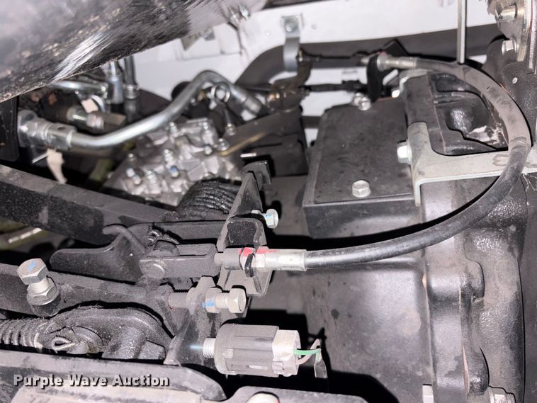 image for item ET8646 2016 UniCarriers CFS40 forklift