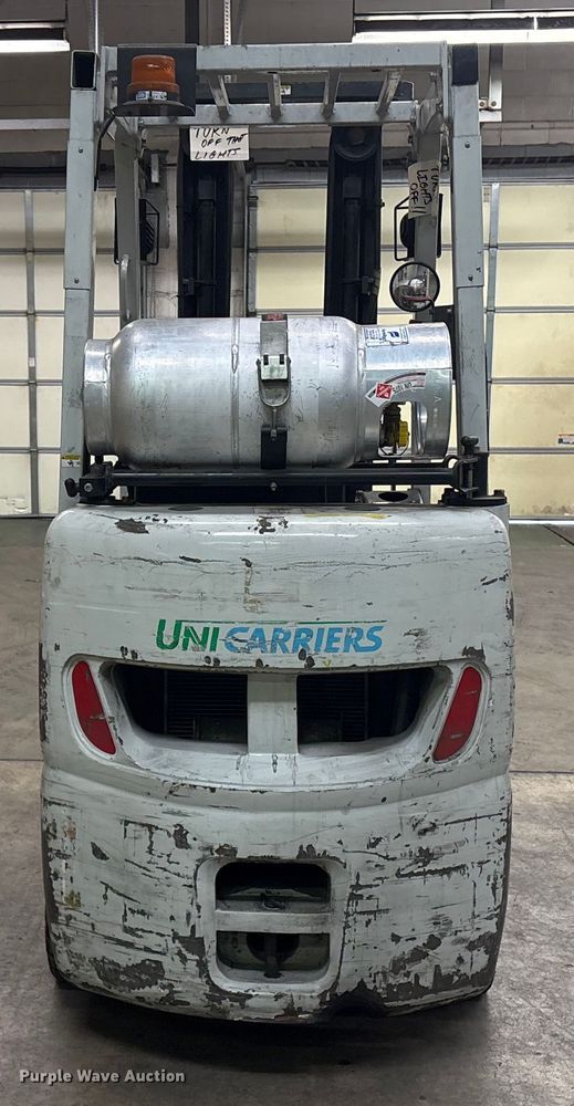 image for item ET8650 2016 UniCarriers CFS40 forklift
