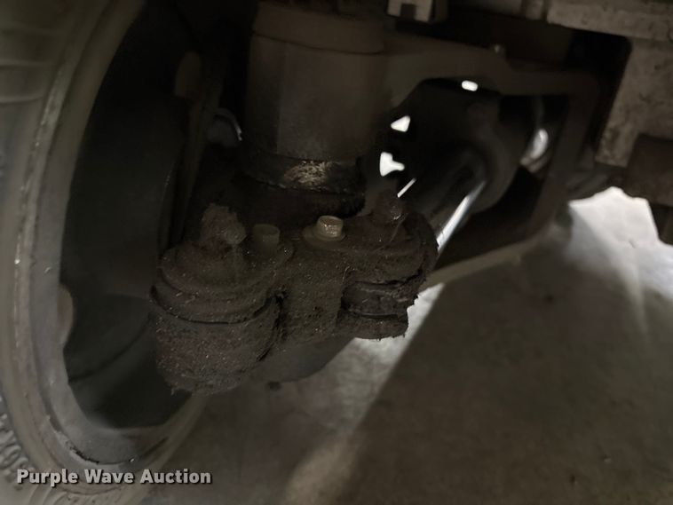 image for item ET8650 2016 UniCarriers CFS40 forklift