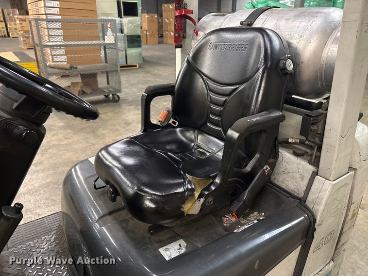 image for item ET8650 2016 UniCarriers CFS40 forklift