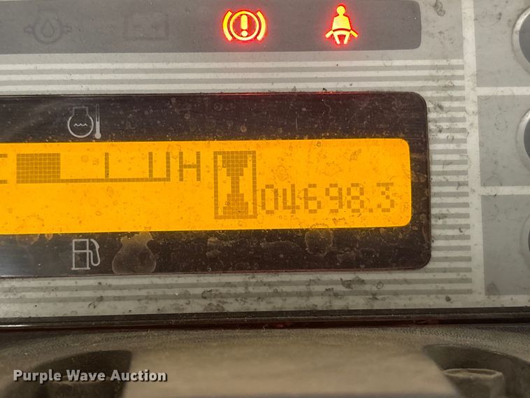 image for item ET8650 2016 UniCarriers CFS40 forklift