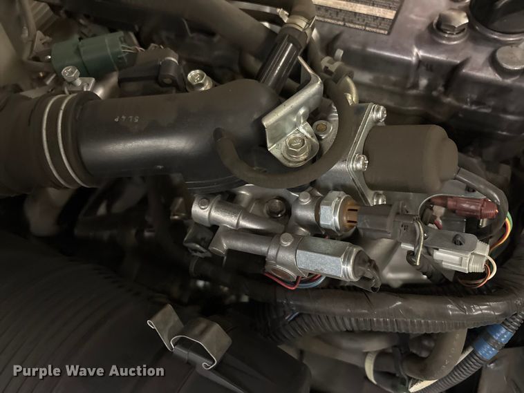 image for item ET8650 2016 UniCarriers CFS40 forklift