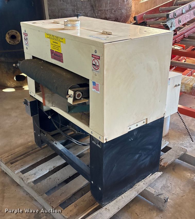 image for item EU0201 Woodmaster W-2675 drum sander