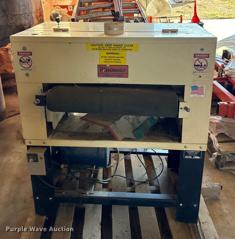 image for item EU0201 Woodmaster W-2675 drum sander