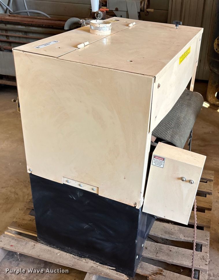 image for item EU0201 Woodmaster W-2675 drum sander