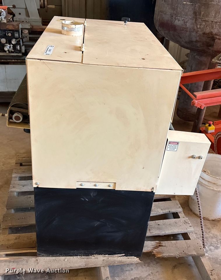 image for item EU0201 Woodmaster W-2675 drum sander