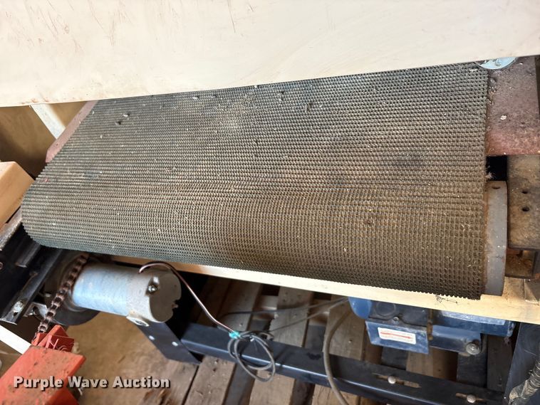 image for item EU0201 Woodmaster W-2675 drum sander