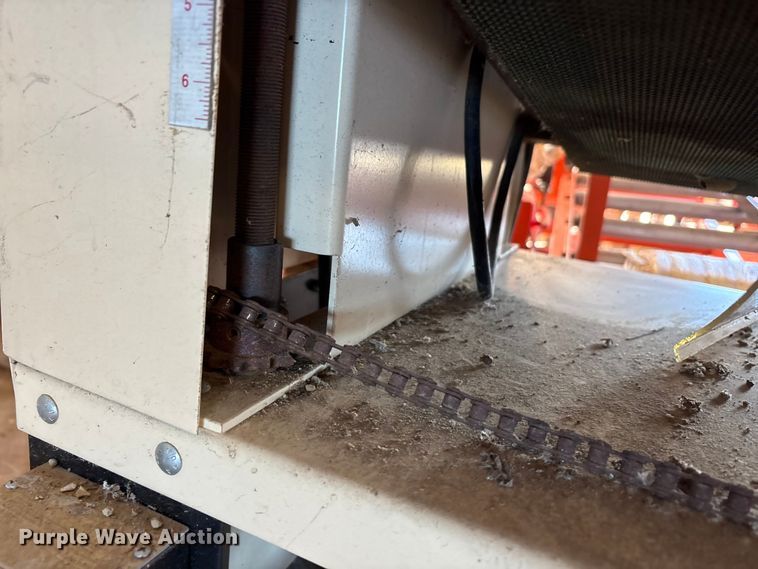 image for item EU0201 Woodmaster W-2675 drum sander