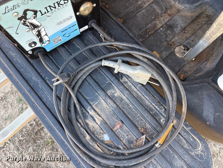 image for item EU0282 Yamaha golf cart