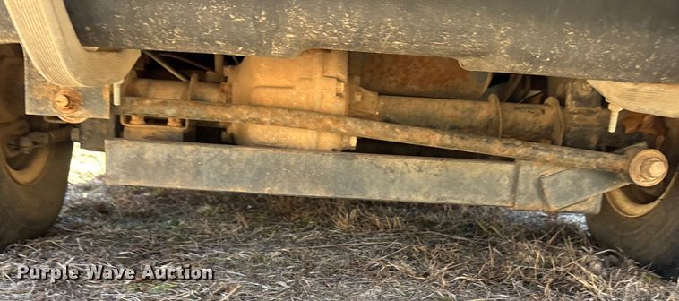 image for item EU0282 Yamaha golf cart