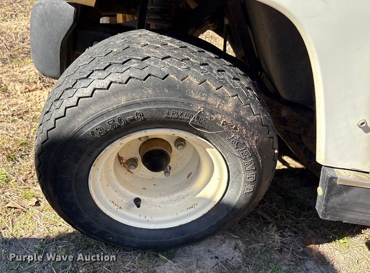 image for item EU0282 Yamaha golf cart