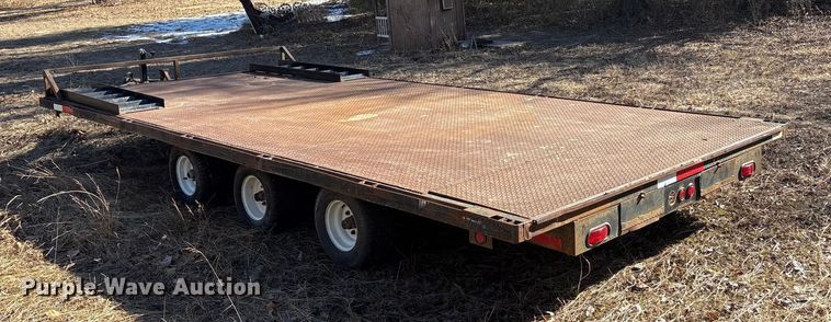 image for item EU0283 1998 JDI Trailers equipment trailer