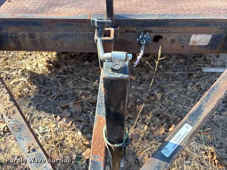 image for item EU0283 1998 JDI Trailers equipment trailer