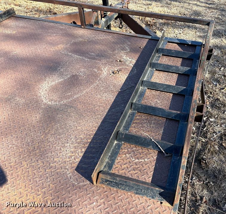 image for item EU0283 1998 JDI Trailers equipment trailer