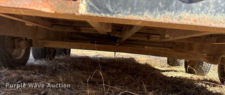 image for item EU0283 1998 JDI Trailers equipment trailer