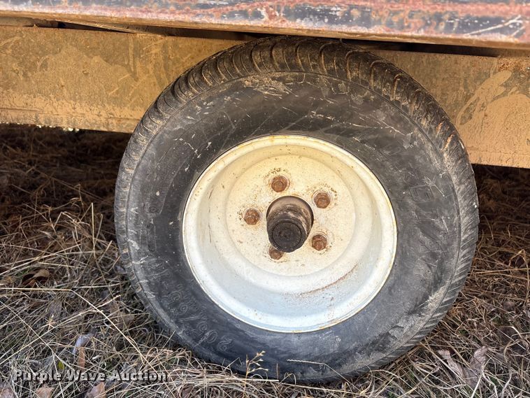 image for item EU0283 1998 JDI Trailers equipment trailer