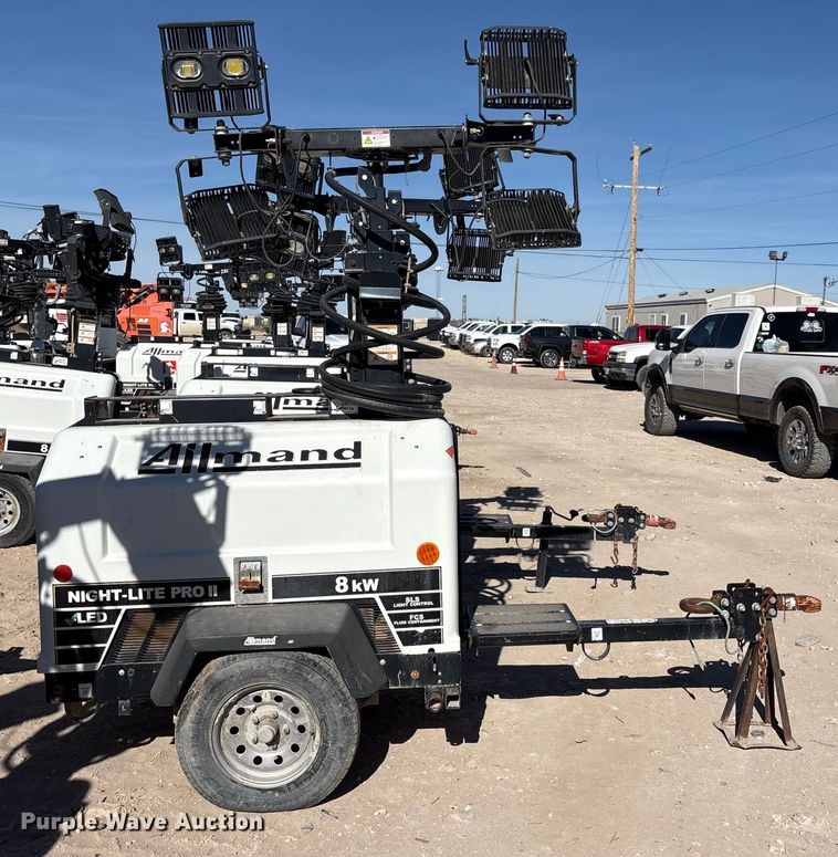 image for item EU4759 2018 Allmand Bros Inc Night Light Pro 2 V light plant