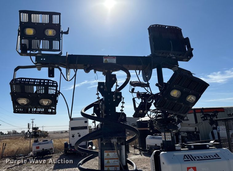 image for item EU4759 2018 Allmand Bros Inc Night Light Pro 2 V light plant