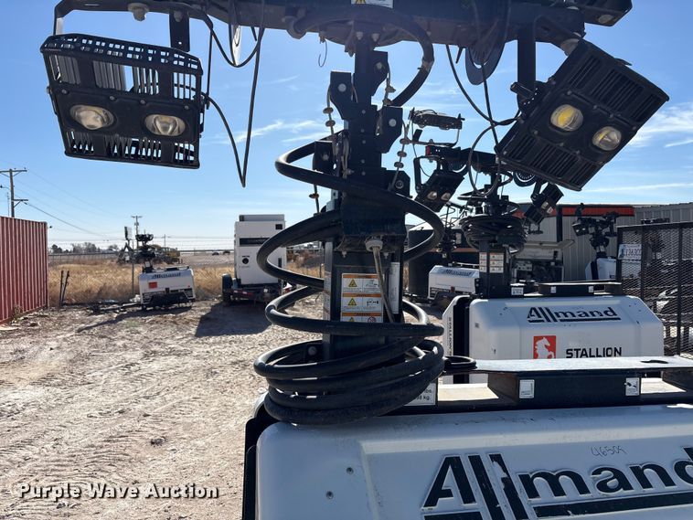 image for item EU4759 2018 Allmand Bros Inc Night Light Pro 2 V light plant