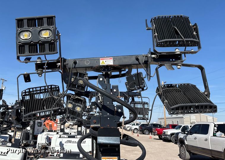 image for item EU4759 2018 Allmand Bros Inc Night Light Pro 2 V light plant