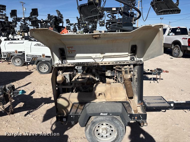 image for item EU4759 2018 Allmand Bros Inc Night Light Pro 2 V light plant