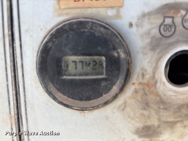 image for item EU4759 2018 Allmand Bros Inc Night Light Pro 2 V light plant