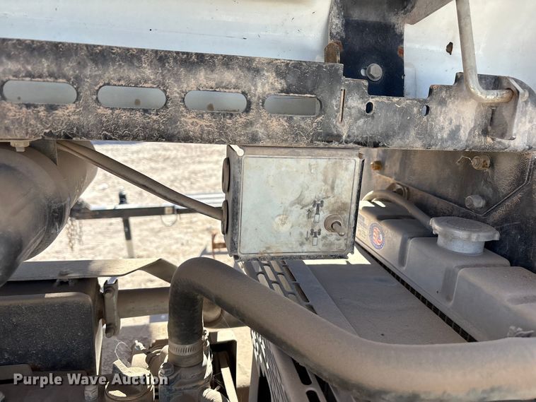 image for item EU4759 2018 Allmand Bros Inc Night Light Pro 2 V light plant