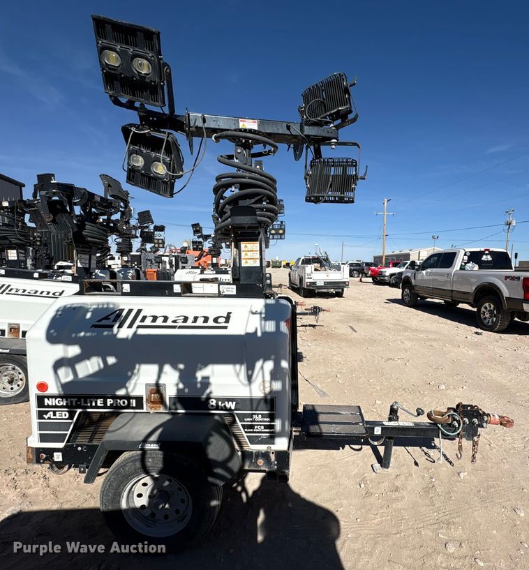 image for item EU4761 2018 Allmand Bros Inc Night Light Pro 2 V light plant