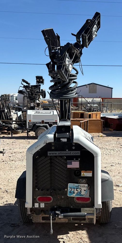 image for item EU4761 2018 Allmand Bros Inc Night Light Pro 2 V light plant