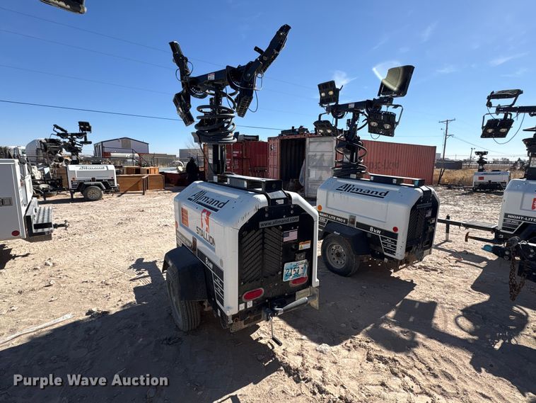 image for item EU4761 2018 Allmand Bros Inc Night Light Pro 2 V light plant