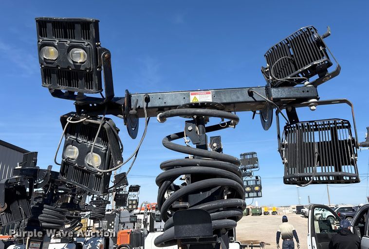 image for item EU4761 2018 Allmand Bros Inc Night Light Pro 2 V light plant