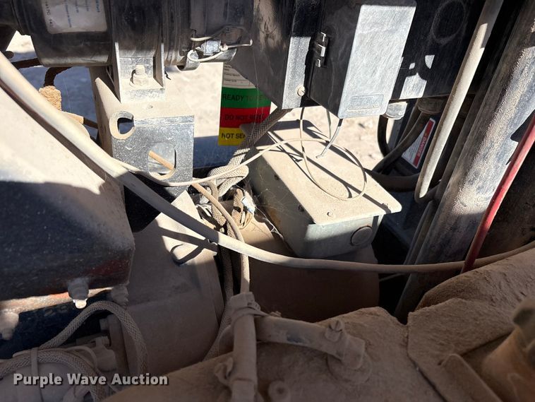 image for item EU4761 2018 Allmand Bros Inc Night Light Pro 2 V light plant