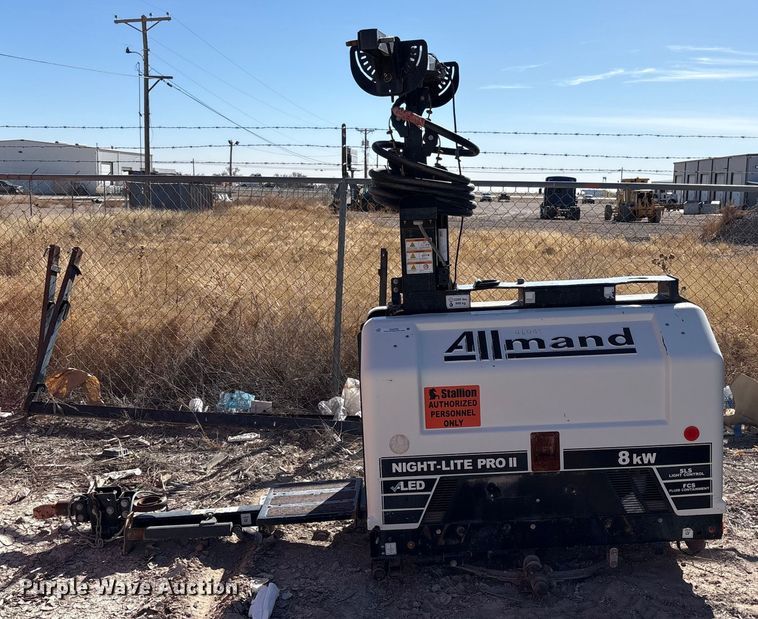 image for item EU4762 2018 Allmand Bros Inc. Night Light Pro 2 V light plant