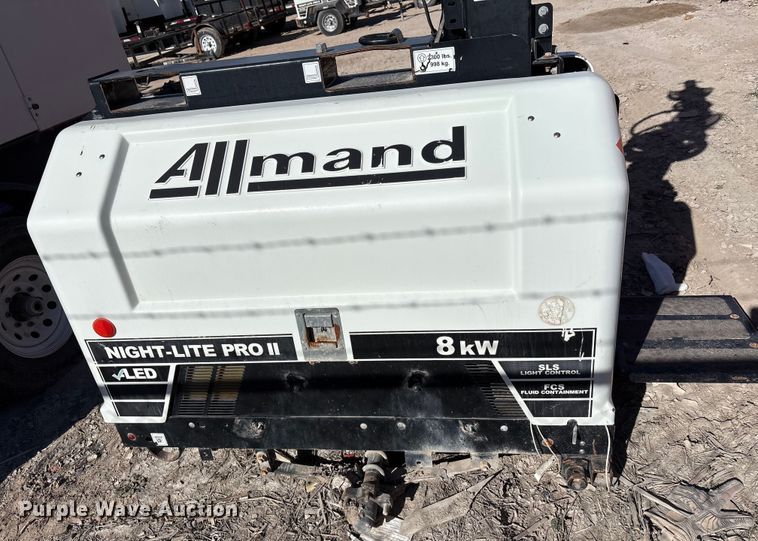 image for item EU4762 2018 Allmand Bros Inc. Night Light Pro 2 V light plant