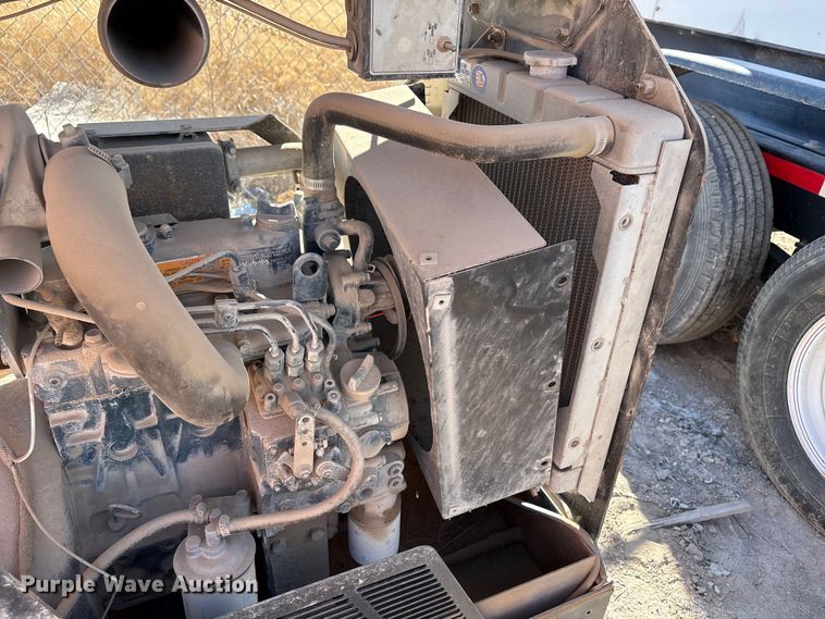 image for item EU4762 2018 Allmand Bros Inc. Night Light Pro 2 V light plant