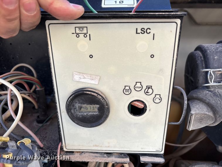 image for item EU4763 2018 Allmand Bros INC. Night Light Pro 2 V light plant