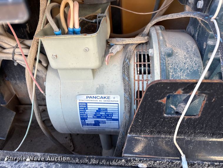 image for item EU4763 2018 Allmand Bros INC. Night Light Pro 2 V light plant