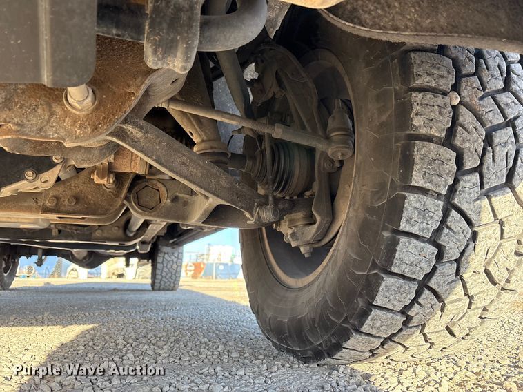 image for item EU4786 2022 Chevrolet Silverado 2500HD Crew Cab pickup truck