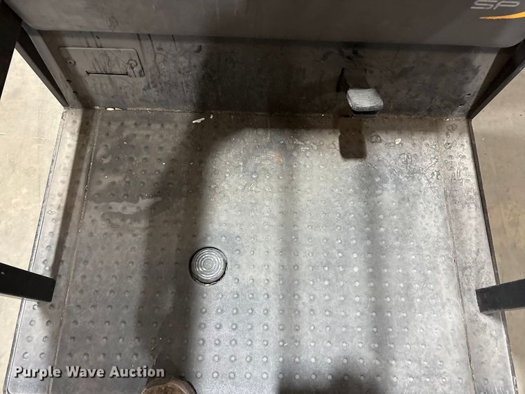 image for item EU4788 2017 Crown SP3520-30 order picker