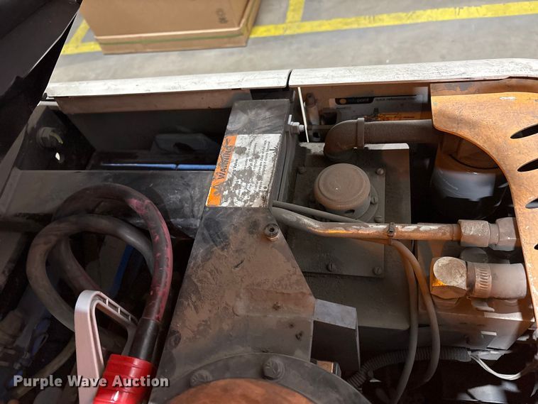 image for item EU4788 2017 Crown SP3520-30 order picker