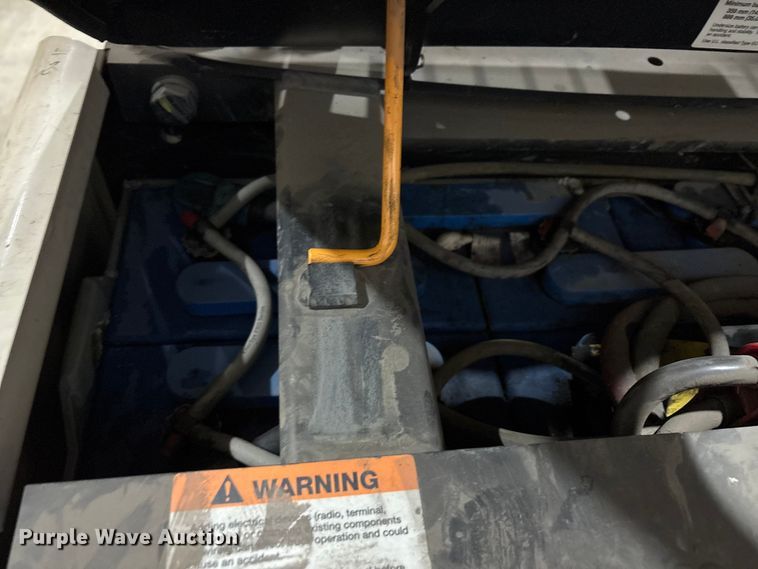 image for item EU4788 2017 Crown SP3520-30 order picker