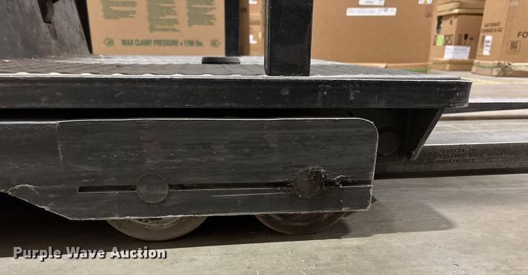 image for item EU4788 2017 Crown SP3520-30 order picker