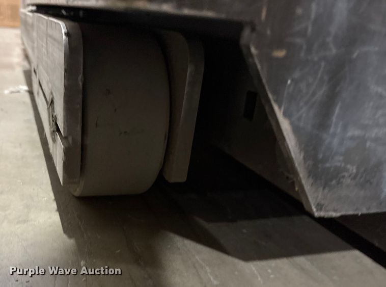 image for item EU4788 2017 Crown SP3520-30 order picker