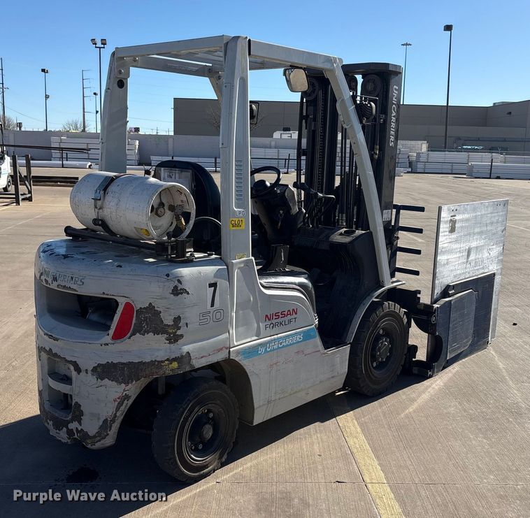 image for item EU4789 2015 Nissan PF50 forklift