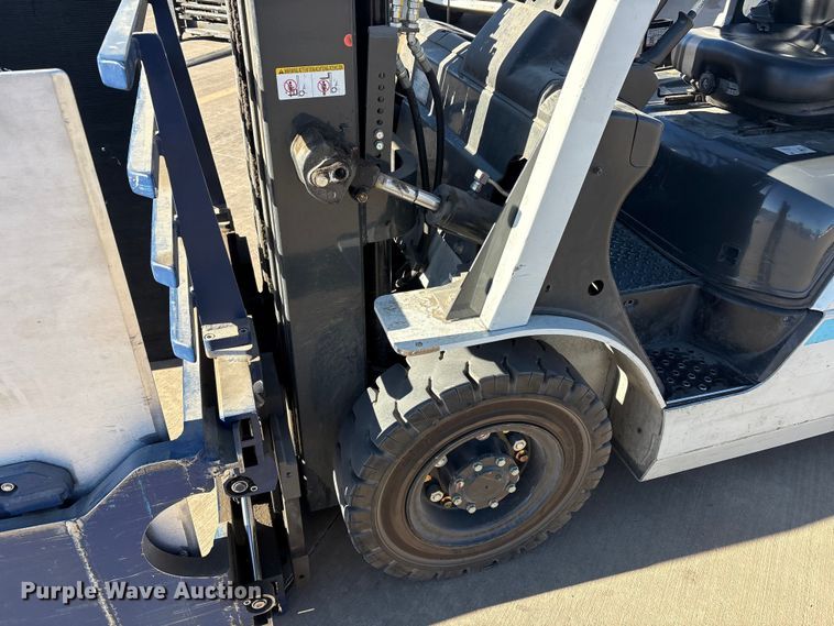 image for item EU4789 2015 Nissan PF50 forklift