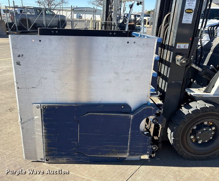 image for item EU4789 2015 Nissan PF50 forklift